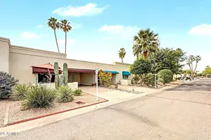 5324 N 78th Pl, Scottsdale, AZ 85250 - Photo 1