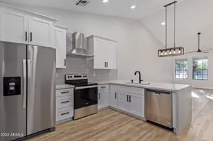 11 N Concord St, Gilbert, AZ 85234 - Photo 1