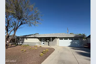 8062 E Edgemont Avenue, Scottsdale, AZ 85257 - Photo 1