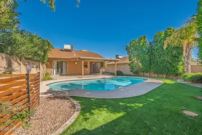 5005 E Shomi Street, Phoenix, AZ 85044 - Photo 1