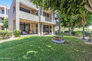 2802 E Camino Acequia Dr, Phoenix, AZ 85016 - Photo 1