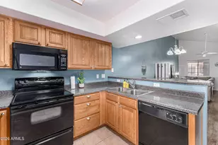 537 S Delaware Dr, Apache Junction, AZ 85120 - Photo 9