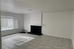 5318 W Turney Ave, Phoenix, AZ 85031 - Photo 1