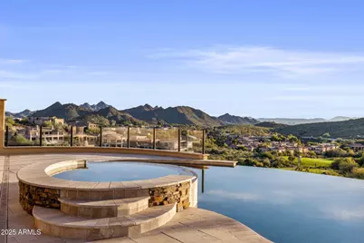 13041 N 17th Place, Phoenix, AZ 85022 - Photo 1