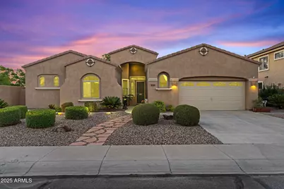 10226 E Lakeview Avenue, Mesa, AZ 85209 - Photo 1