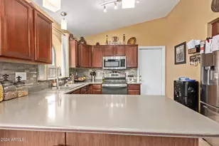 16101 W Latham St, Goodyear, AZ 85338 - Photo 13