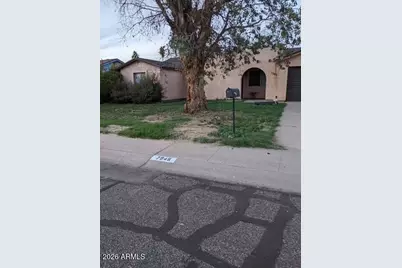 7946 W Coolidge Street, Phoenix, AZ 85033 - Photo 1