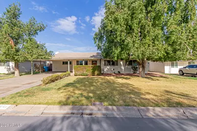 3634 W Medlock Drive, Phoenix, AZ 85019 - Photo 1
