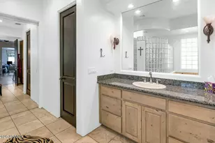 1404 E Michelle Dr, Phoenix, AZ 85022 - Photo 23