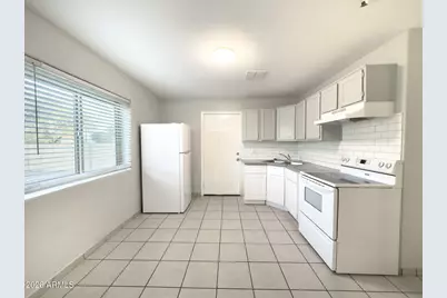 1023 E Old Southern Avenue # A, Phoenix, AZ 85042 - Photo 1