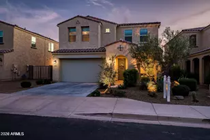 517 E Balao Dr, Phoenix, AZ 85085 - Photo 1