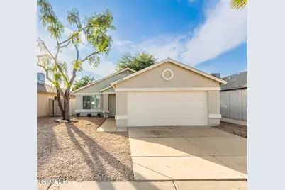 22202 N 32nd Avenue, Phoenix, AZ 85027 - Photo 1