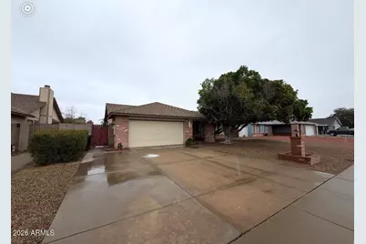7126 W Sunnyside Drive, Peoria, AZ 85345 - Photo 1