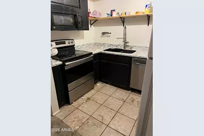 17 E Ruth Avenue #305, Phoenix, AZ 85020 - Photo 1