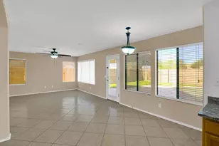 13620 N 82nd Ln, Peoria, AZ 85381 - Photo 17