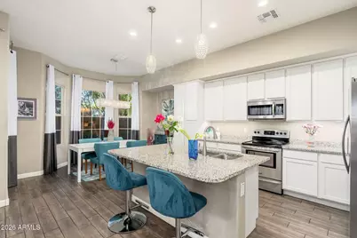 3067 N 33rd Place, Phoenix, AZ 85018 - Photo 1