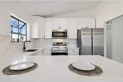 5108 E Shomi Street, Phoenix, AZ 85044 - Photo 1