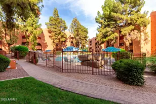 12222 N Paradise Vlg Pkwy S, Phoenix, AZ 85032 - Photo 27