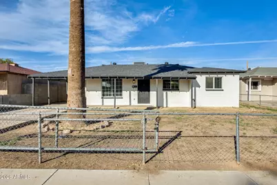 4724 W Monterosa Street, Phoenix, AZ 85031 - Photo 1