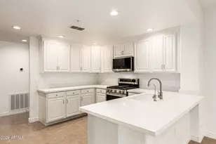 2425 W Bronco Butte Trl, Phoenix, AZ 85085 - Photo 1