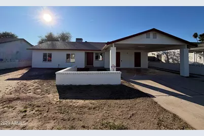 7639 W Heatherbrae Drive, Phoenix, AZ 85033 - Photo 1