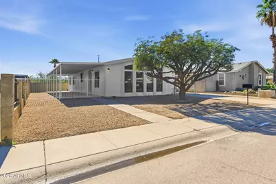 2913 E Piute Avenue, Phoenix, AZ 85050 - Photo 1