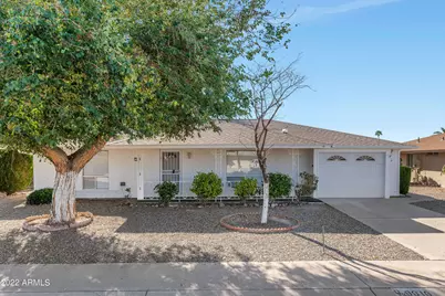 9916 W Kingswood Circle, Sun City, AZ 85351 - Photo 1