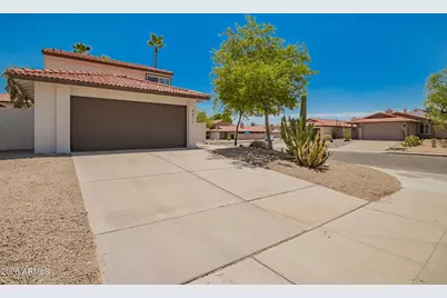9411 S 45th Place, Phoenix, AZ 85044 - Photo 1