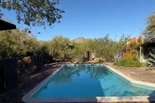 5802 N Palo Cristi Rd, Paradise Valley, AZ 85253 - Photo 1