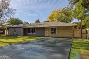 2026 S El Camino Dr, Tempe, AZ 85281 - Photo 1