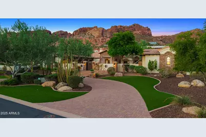 4838 E Palomino Road, Phoenix, AZ 85018 - Photo 1