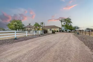 25614 W Melanie Dr, Wittmann, AZ 85361 - Photo 1