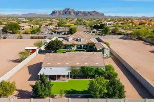 820 N 111th St, Mesa, AZ 85207 - Photo 1