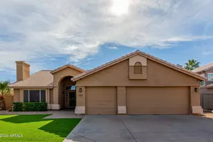 3655 E Redwood Ln, Phoenix, AZ 85048 - Photo 1