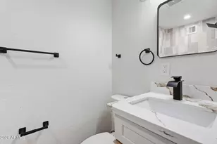 2047 E Virginia Ave, Phoenix, AZ 85006 - Photo 17