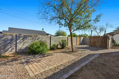 2047 E Virginia Avenue, Phoenix, AZ 85006 - Photo 41