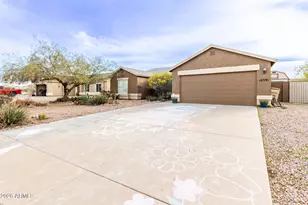 10391 W Catalina Dr, Arizona City, AZ 85123 - Photo 3