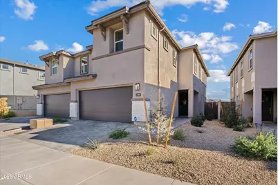 21023 N 58th Way, Phoenix, AZ 85054 - Photo 1