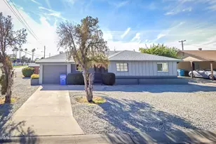 2101 W Glenn Dr, Phoenix, AZ 85021 - Photo 1