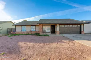 1431 W Monona Dr, Phoenix, AZ 85027 - Photo 1