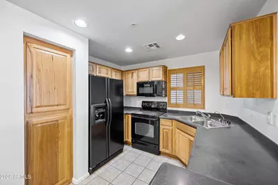 1716 W Cortez Street #120, Phoenix, AZ 85029 - Photo 1