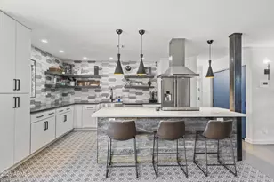 3355 N 6th Ave, Phoenix, AZ 85013 - Photo 1