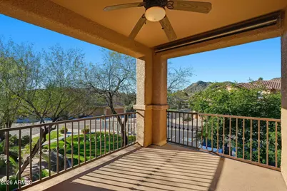 10655 N 9th Street #232, Phoenix, AZ 85020 - Photo 1