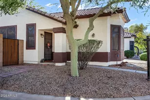 1425 S Lindsay Rd, Mesa, AZ 85204 - Photo 1