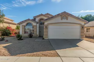 873 E Constitution Dr, Chandler, AZ 85225 - Photo 1