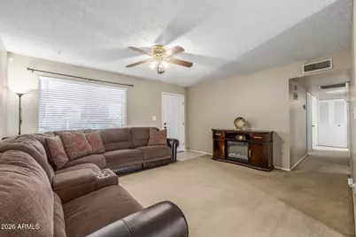 4151 W Shaw Butte Drive, Phoenix, AZ 85029 - Photo 1