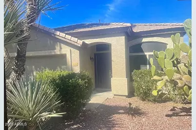 4228 E Tether Trail #--, Phoenix, AZ 85050 - Photo 1