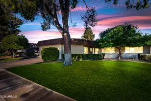 10334 W Loma Blanca Dr, Sun City, AZ 85351 - Photo 1