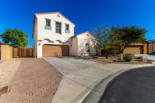 7536 W Molly Dr, Peoria, AZ 85383 - Photo 1