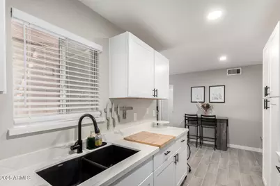 1942 S Emerson Street #112, Mesa, AZ 85210 - Photo 7